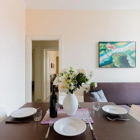 アパートホテル Palazzo Mongio 3*