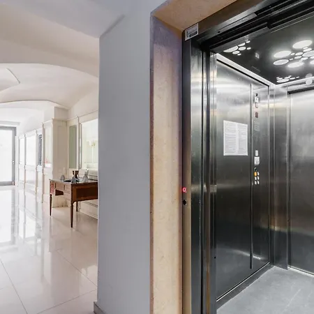 Ξενοδοχείο με διαμερίσματα Palazzo Mongio 3*